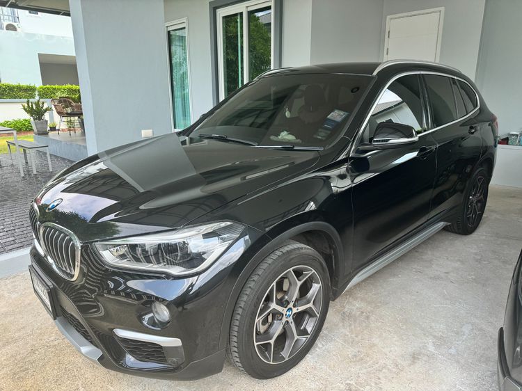 BMW X1 2019 2.0 sDrive18i xLine Utility-car ดีเซล ไม่ติดแก๊ส เกียร์อัตโนมัติ ดำ รูปที่ 1