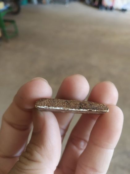 พระเนื้อว่านผสมผง(พระพิมพ์พระสมเด็จหลังเรียบเนื้อออกสีน้ำตาลเข้ม(ไม่ทราบพระเกจิที่สร้าง)(240428)(ไม่ทราบรุ่นและอายุ))พระเครื่องรางของมงคล รูปที่ 11