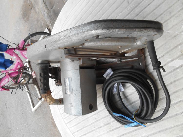 เลื่อยวง เดือน  MAKITA รุ่น 5402 รูปที่ 11