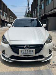 Mazda2 2015 1.3 skyactiv รถบ้านใช้เอง สภาพดี รถขับมือเดียว ขับน้อย ตัวท็อป
