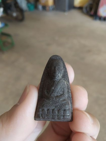 พระเนื้อว่านดำผสมผง(พระพิมพ์พระหลวงปู่ทวดหลังยันต์อักขระ(250402)(ไม่ทราบพระเกจิที่สร้าง)(ไม่ทราบรุ่นและอายุ))พระบ้านพระเครื่องรางของมงคล รูปที่ 6