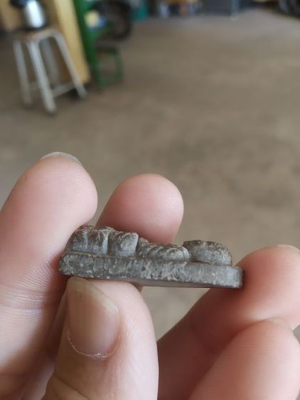 พระเนื้อว่านผสมผง(พระพิมพ์พระหลวงปู่ทวดหลังเรียบ(พระใหม่ไม่ทราบพระเกจิที่สร้าง)(250404)(ไม่ทราบอายุและรุ่น))พระบ้านพระเครื่องรางของมงคล รูปที่ 13