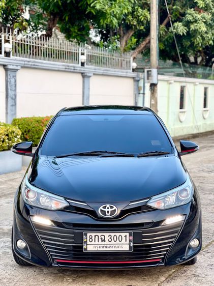 Toyota Yaris ATIV 2019 1.2 S Sedan เบนซิน ไม่ติดแก๊ส เกียร์อัตโนมัติ ดำ รูปที่ 3
