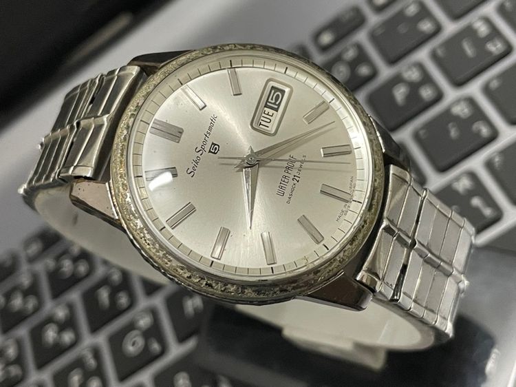 Seiko 5 Sportsmatic หลังโลมา รูปที่ 5