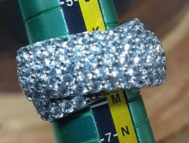 แหวนเงินแท้  ประดับคิวบิคไซโคเนีย CZ  สวยงาม  งานดี รูปที่ 5