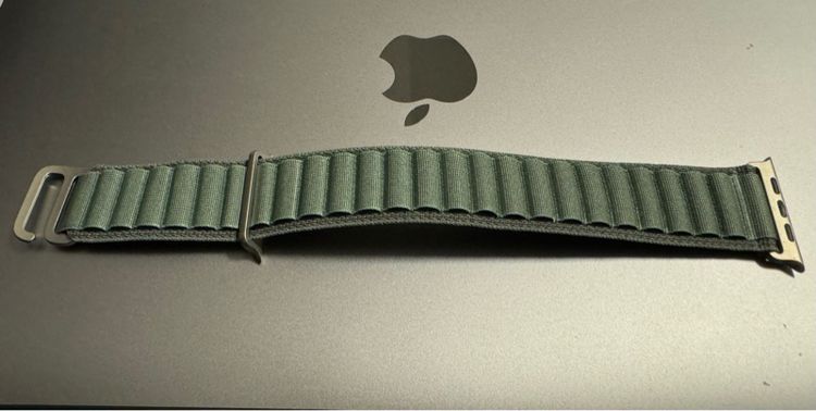 สาย Apple Watch green alpine loop รูปที่ 3