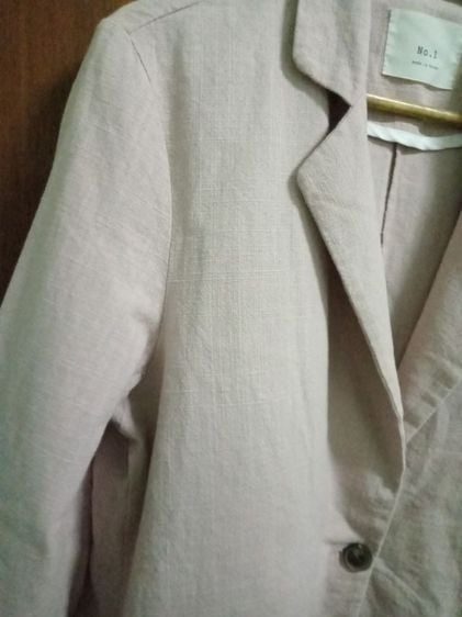 No. 1(made in Korea)เสื้อคลุมแฟชั่นเกาหลี สีชมพู แขนยาว กระดุม 1 เม็ด กระเป๋าจริงช่วงล่าง อก 44 ยาว26แขนยาว20ไหล่กว้าง 5.5 นิ้ว