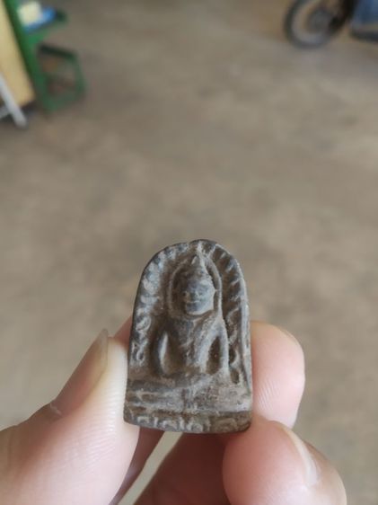 พระเนื้อดินพิมพ์เล็ก(พระพิมพ์พระซุ้มกอหลังเรียบเนื้อออกสีดำ(ไม่ทราบพระเกจิที่สร้าง)(ไม่ทราบอายุและรุ่น)(260404))พระบ้านพระเครื่องรางของมงคล รูปที่ 9