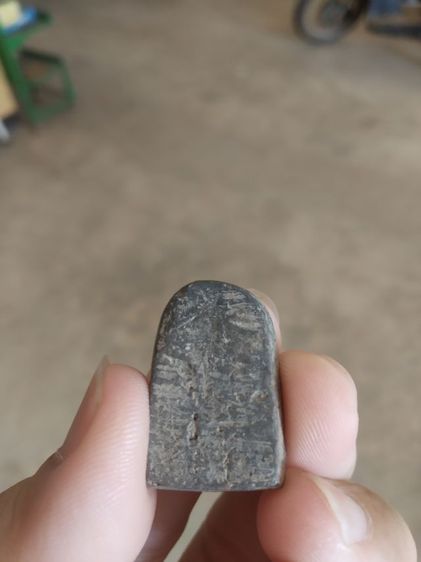 พระเนื้อดินพิมพ์เล็ก(พระพิมพ์พระซุ้มกอหลังเรียบเนื้อออกสีดำ(ไม่ทราบพระเกจิที่สร้าง)(ไม่ทราบอายุและรุ่น)(260404))พระบ้านพระเครื่องรางของมงคล รูปที่ 12