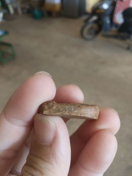 พระเนื้อดินพิมพ์เล็ก(พระพิมพ์พระซุ้มกอหลังเรียบเนื้อออกสีส้มดำ(ไม่ทราบพระเกจิที่สร้าง)(ไม่ทราบอายุและรุ่น)(260405))พระเครื่องรางของมงคล รูปที่ 13