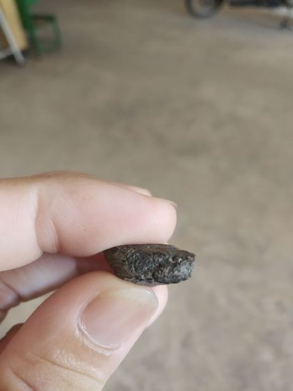 พระเนื้อดินผสมผงพิมพ์เล็ก(พระพิมพ์พระยอดขุนพล(พิมพ์นกปลา)(พระใหม่ไม่ทราบพระเกจิที่สร้าง)(ไม่ทราบอายุและรุ่น))พระบ้านพระเครื่องรางของมงคล รูปที่ 16