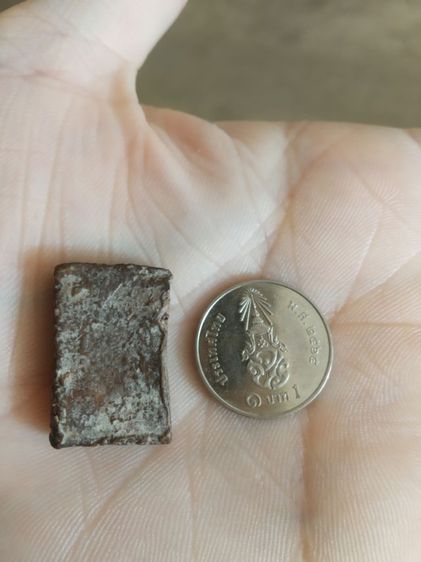 พระเนื้อดินผสมผงว่านพิมพ์เล็ก(พระพิมพ์พระสมเด็จหลังเรียบเนื้อออกสีดำ(ไม่ทราบพระเกจิที่สร้าง)(ไม่ทราบรุ่นและอายุ)(260410))พระเครื่องของมงคล รูปที่ 5