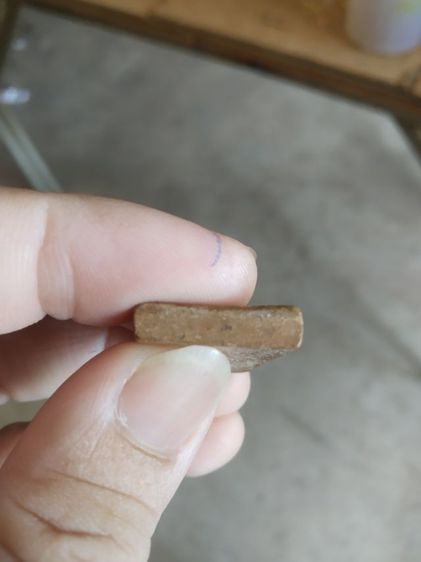 พระเนื้อดินพิมพ์กลาง(พระพิมพ์พระซุ้มกอหลังเรียบเนื้อออกสีน้ำตาล(พระใหม่ไม่ทราบเกจิที่สร้าง)(260413)(ไม่ทราบรุ่นและอายุ))พระเครื่องรางของมงคล รูปที่ 14