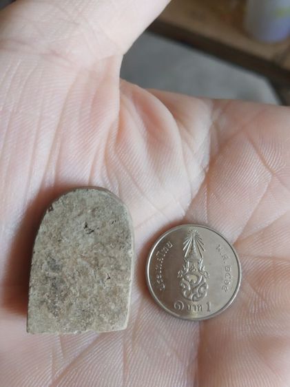 พระเนื้อดินพิมพ์กลาง(พระพิมพ์พระซุ้มกอหลังเรียบ(พระใหม่ไม่ทราบพระเกจิที่สร้าง)(260414)(ไม่ทราบรุ่นและอายุ))พระบ้านพระเครื่องรางของมงคล รูปที่ 2