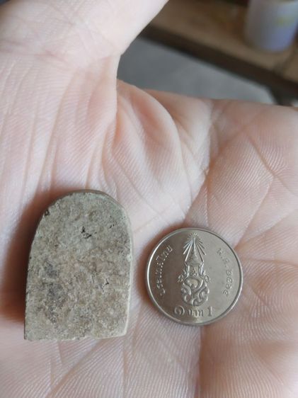 พระเนื้อดินพิมพ์กลาง(พระพิมพ์พระซุ้มกอหลังเรียบ(พระใหม่ไม่ทราบพระเกจิที่สร้าง)(260414)(ไม่ทราบรุ่นและอายุ))พระบ้านพระเครื่องรางของมงคล รูปที่ 6