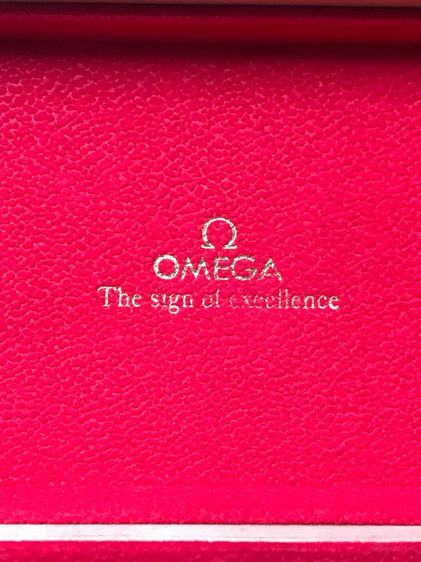กล่องของขวัญ โอเมก้า OMEGA สภาพสวยสมบูรณ์ รูปที่ 3