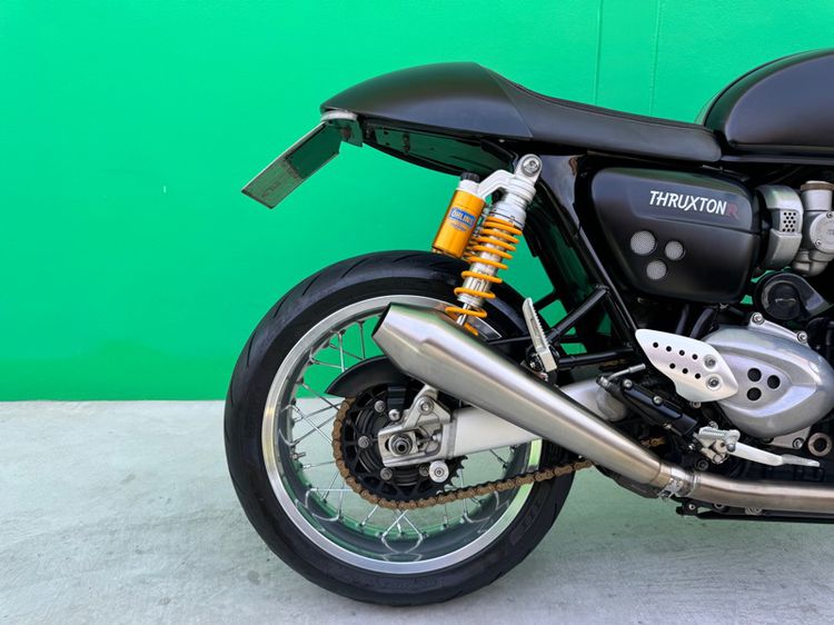 TRIUMPH THRUXTON R 12OO สีดำ รูปที่ 10