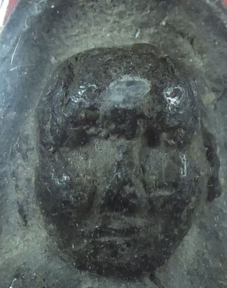 หลวงปู่ทวด เนื้อว่าน 2497 พิมพ์กลางหน้ากลม รูปที่ 3