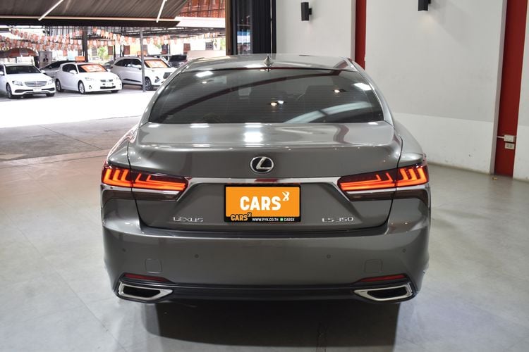 Lexus LS350 2019 Luxury Sedan เบนซิน ไม่ติดแก๊ส เกียร์อัตโนมัติ เทา รูปที่ 3