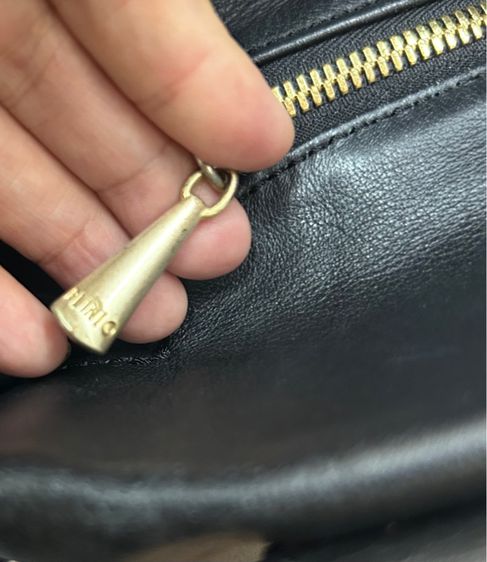 กระเป๋าุือ แบรนด์ หนังแท้สีดำ รูปที่ 8