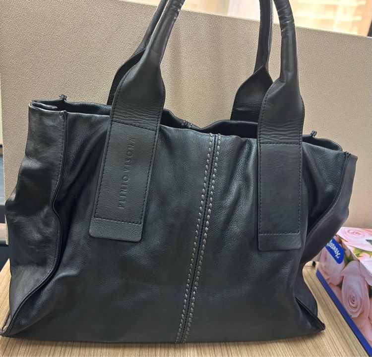 กระเป๋าุือ แบรนด์ หนังแท้สีดำ รูปที่ 2