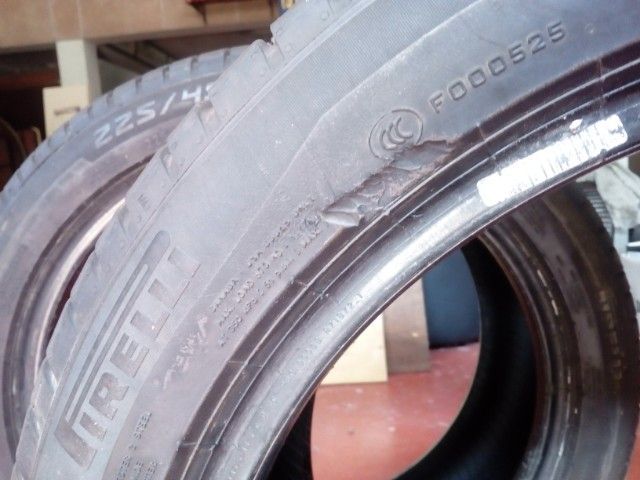 ปี23 Pirelli 225 45 r17  ถอดจากรถแบนซ์  081 77752 สี่ เจ็ด รูปที่ 2
