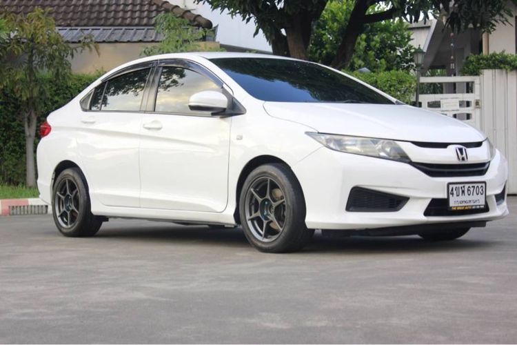 Honda City 2015 1.5 S CNG Sedan เบนซิน เกียร์อัตโนมัติ ขาว รูปที่ 2