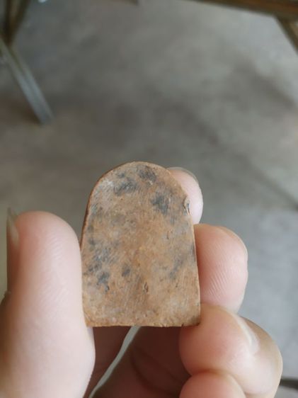 พระเนื้อดิน(พระพิมพ์พระซุ้มกอหลังเรียบสีน้ำตาลเข้ม(พระใหม่ไม่ทราบพระเกจิที่สร้าง)(ไม่ทราบอายุและรุ่น)(270421))พระบ้านพระเครื่องรางของมงคล รูปที่ 5