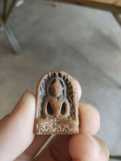 พระเนื้อดิน(พระพิมพ์พระซุ้มกอหลังเรียบสีน้ำตาลเข้ม(พระใหม่ไม่ทราบพระเกจิที่สร้าง)(ไม่ทราบอายุและรุ่น)(270421))พระบ้านพระเครื่องรางของมงคล รูปที่ 8