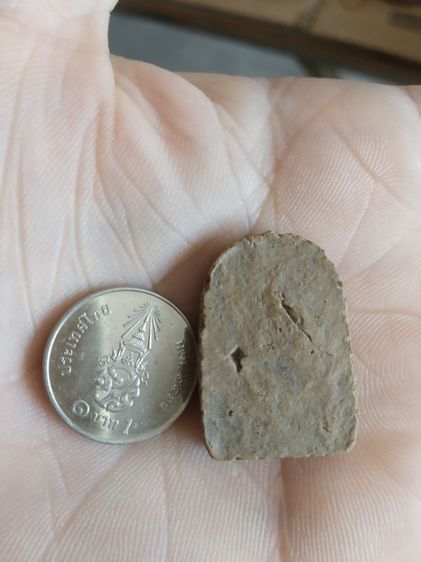 พระเนื้อดิน(พระพิมพ์พระซุ้มกอหลังเรียบเนื้อออกสีน้ำตาลเทา(ไม่ทราบพระเกจิที่สร้าง)(ไม่ทราบรุ่นและอายุ)(270424))พระบ้านพระเครื่องรางของมงคล รูปที่ 8