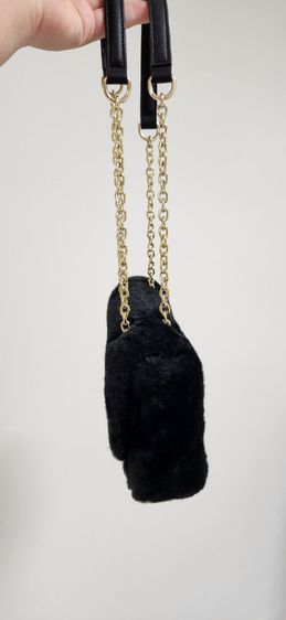 กระเป๋าผู้หญิง ขนมิ้ง Yaspal ไซส์ 25 สีดำ สภาพไม่เคยใช้งานเลย รูปที่ 2