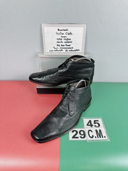 รองเท้าบู๊ทหนังแท้ Ted Baker Sz.11us45eu29cm สีดำ แบรนด์ดี สภาพสวยมาก ไม่ขาดซ่อม ใส่เที่ยวหล่อสุด