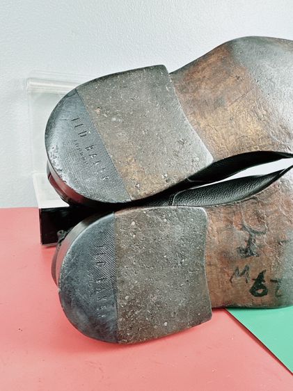 รองเท้าบู๊ทหนังแท้ Ted Baker Sz.11us45eu29cm สีดำ แบรนด์ดี สภาพสวยมาก ไม่ขาดซ่อม ใส่เที่ยวหล่อสุด รูปที่ 6