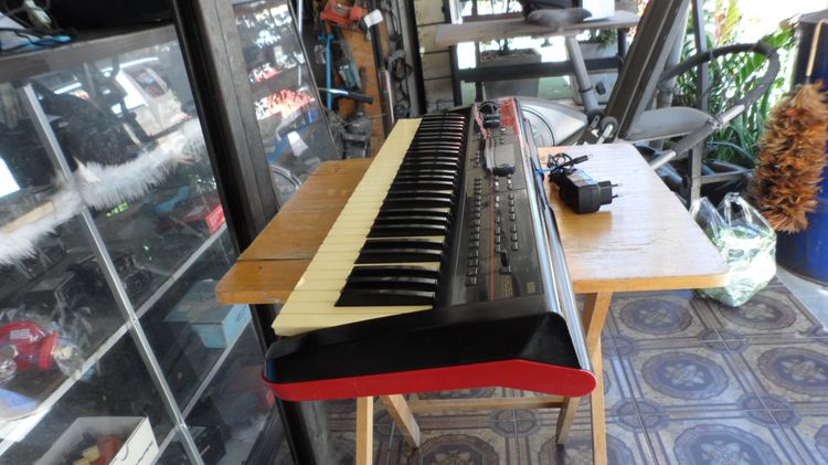 Korg รุ่น Kross 61 มือสอง สภาพใหม่ๆ สวย  รูปที่ 12