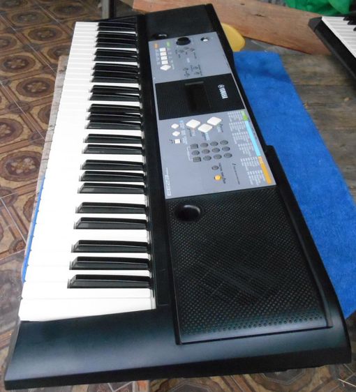  Yamaha Portable Keyboards PSR-E233 รูปที่ 2