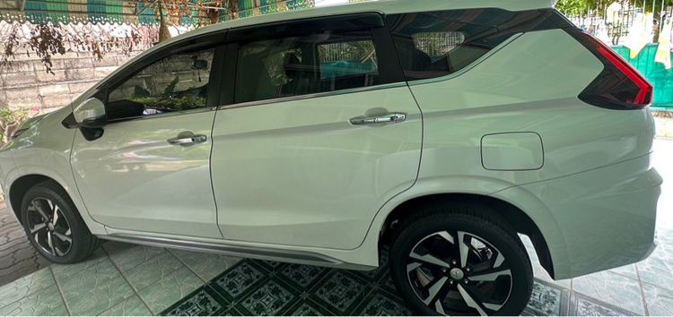 Mitsubishi Xpander 2022 1.5 GT Utility-car เบนซิน ไม่ติดแก๊ส เกียร์อัตโนมัติ ขาว รูปที่ 3