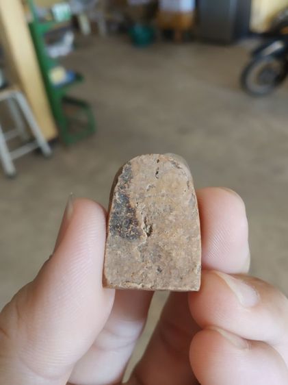 พระพระเนื้อดิน(พระพิมพ์พระซุ้มกอหลังเรียบ(ไม่ทราบพระเกจิที่สร้างไม่ทราบรุ่นและอายุ)(280406)สภาพไม่สวยขอคนรับได้)พระบ้านพระเครื่องรางของมงคล รูปที่ 11