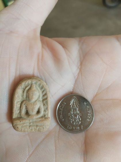 พระเนื้อดิน(พระพิมพ์พระซุ้มกอหลังเรียบหลังไม่ค่อยสวย(พระใหม่ไม่ทราบพระเกจิที่สร้าง)(ไม่ทราบรุ่น)(280407))พระบ้านพระเครื่องรางของมงคล รูปที่ 3