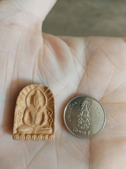 พระเนื้อดินพิมพ์กลาง(พระพิมพ์พระซุ้มกอหลังเรียบเนื้อสีน้ำตาลอ่อน(พระใหม่ไม่ทราบพระเกจิที่สร้าง)(280408))พระบ้านพระเครื่องรางของมงคล  รูปที่ 2