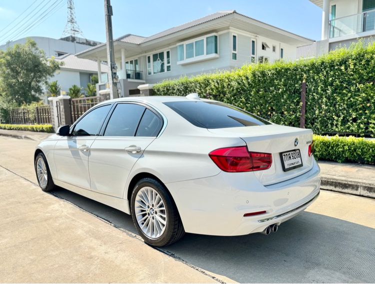 BMW Series 3 2018 320d Sedan เบนซิน ไม่ติดแก๊ส เกียร์อัตโนมัติ ขาว รูปที่ 4