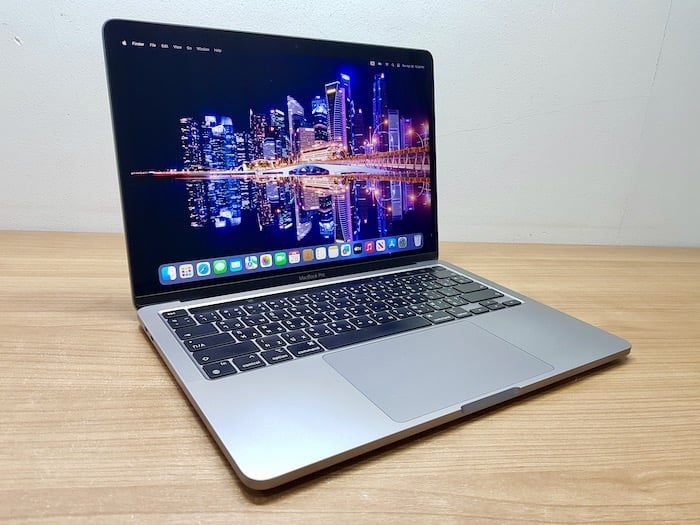 Apple Macbook Pro 13 Inch แมค โอเอส 8 กิกะไบต์ อื่นๆ ไม่ใช่ MacbookPro (Retina13-inch, 2020) M1 8-Core CPU 8-Core GPU SSD 256Gb Ram 8Gb สีสเปซเกรย์ ครบกล่อง ราคาน่าโดน