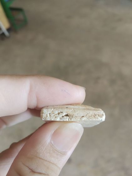 พระเนื้อว่านผสมผง(พระพิมพ์พระสมเด็จเกศไชโยอกร่องหลังเรียบ(ไม่ทราบพระเกจิที่สร้าง)(ไม่ทราบรุ่นและอายุ)(280431))พระบ้านพระเครื่องรางของมงคล รูปที่ 18