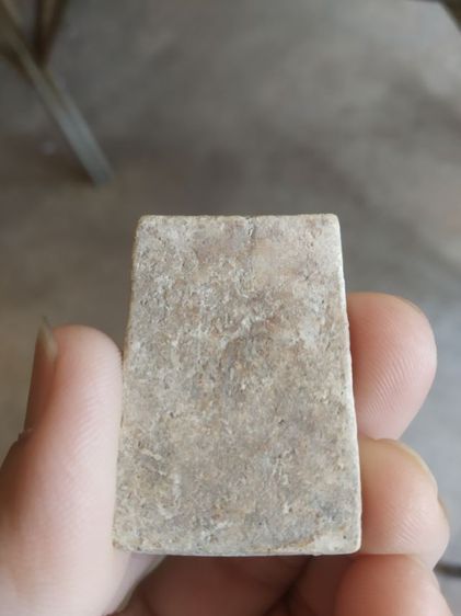 พระเนื้อว่านผสมผง(พระพิมพ์พระสมเด็จหลังเรียบ(ไม่ทราบพระเกจิที่สร้าง)(ไม่ทราบรุ่นและอายุ)(280435)(สภาพไม่ค่อยสวย))พระเครื่องรางของมงคล รูปที่ 7