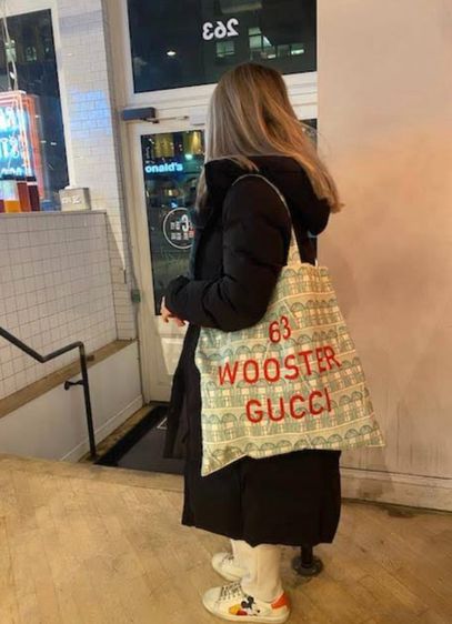 กระเป๋าผ้าแคนวาส Bestiary ของ Gucci Wooster Bookstore รุ่นลิมิเต็ด  รูปที่ 2
