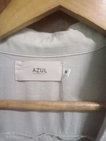 Azul casual shirt เชิ้ตผู้หญิงคอปก ใส่ลำลอง ผ้ารีดแล้วนิ่มมาก ผ้าทิ้งตัว  ไม่มีกระดุม ไม่มีกระเป๋า อก 42 ยาว 29 แขนยาว 17 ไหล่กว้าง 9 นิ้ว  รูปที่ 4