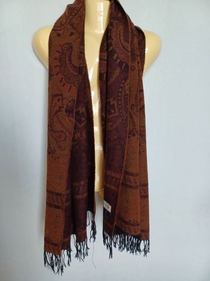 Paul Stuart Vintage Wool Scarf ผืนใหญ่
Paisley Print Pure New Wool 
Made in Scotland รูปที่ 3