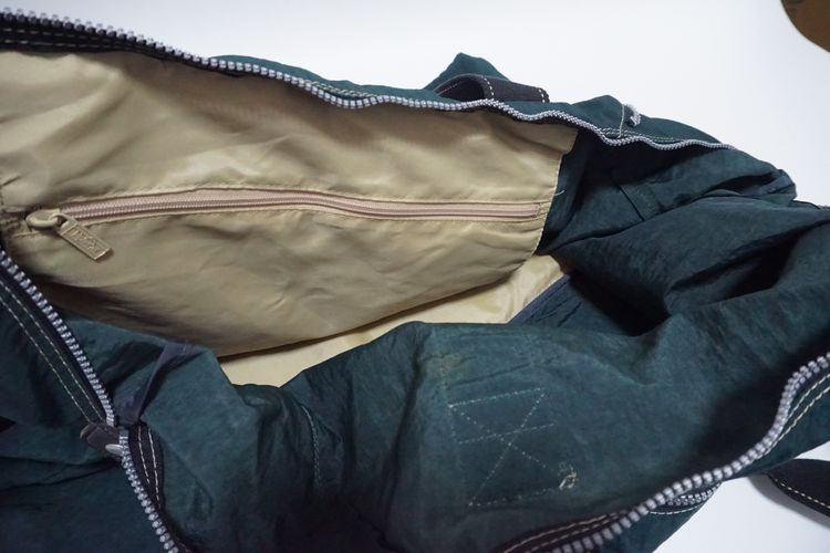 กระเป๋าเดินทางสะพายขึ้นไหล่ ถือ  Vintage  Kipling  Tote Bag for Weekend Travel 🎀 ไซร์ใหญ่งานโลโก้วินเทจค่ะ รูปที่ 13