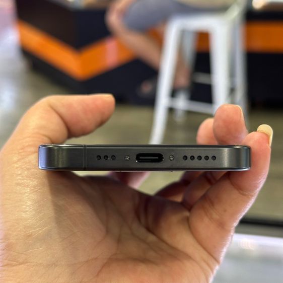 iPhone15 Pro 128GB สี Black Titanium เครื่องศูนย์ สภาพสวยมากๆ ประกันศูนย์ยาวๆ ครบยกกล่อง🔥🔥 รูปที่ 6