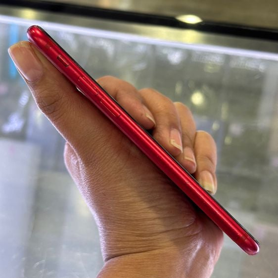 iPhone SE 2020 64GB สีแดง เครื่องศูนย์ โมเดลTH สภาพสวย🔥🔥 รูปที่ 3