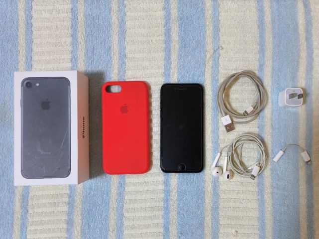 Iphone 7 อุปกรณ์แท้ครบกล่อง รูปที่ 13